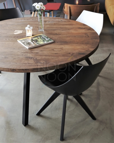 Czarne efektowne krzesło K6