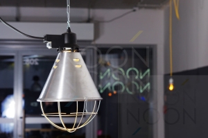 Mała industrialna lampa metalowa // L8 